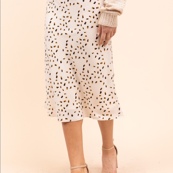 Midi Leopard Skirt - Picture 4 of 4